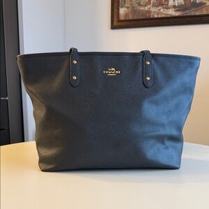 COACH Black Saffiano Leather Large City Tote Shoulder Bag. A2